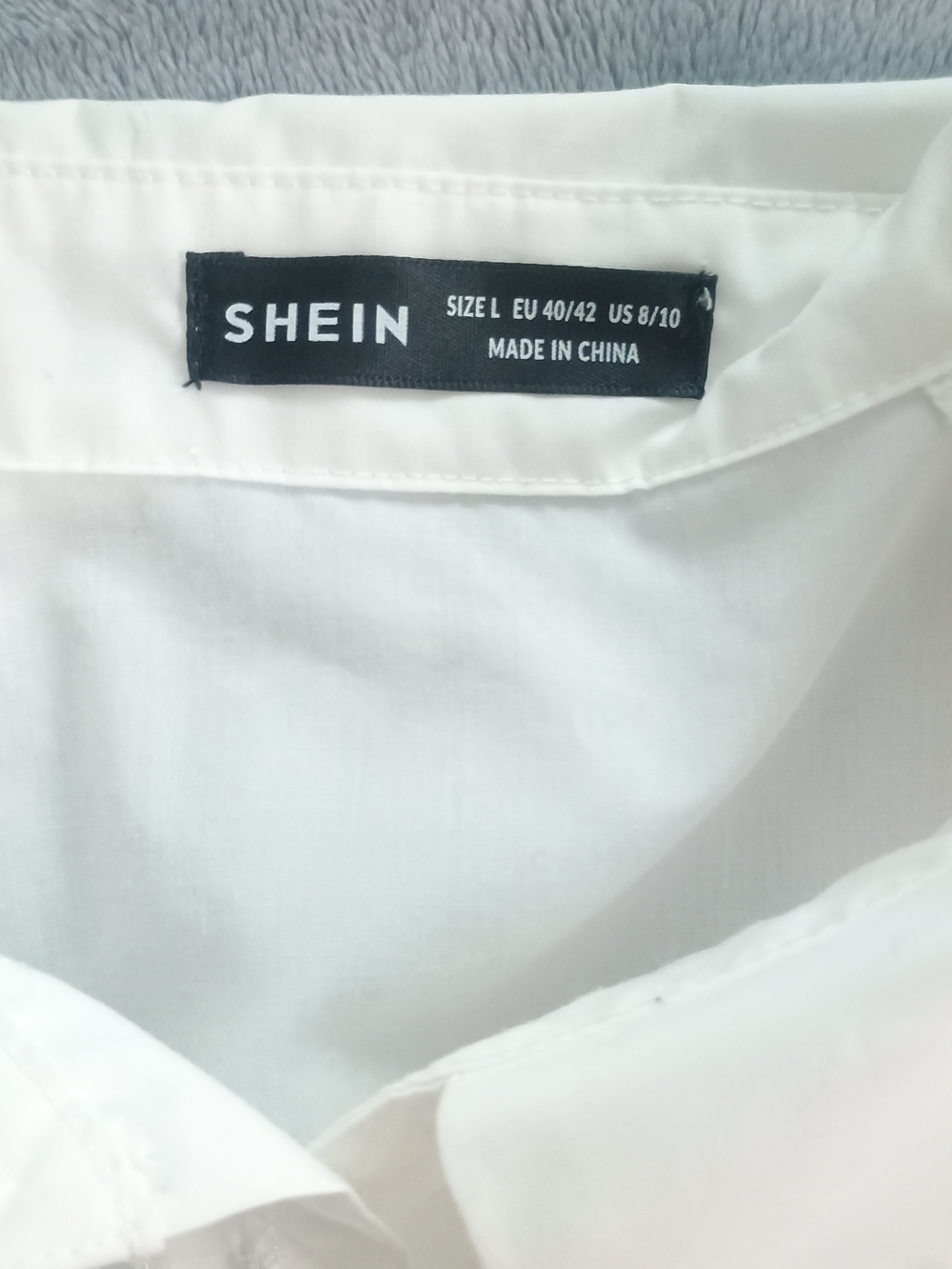 SHEIN Women's White Classic Button-Down Tie Up Waist Cropped Shirt. Beautiful